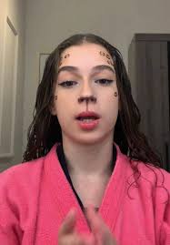 Maquiagem de Carnaval: Programa Normal Após a Festa