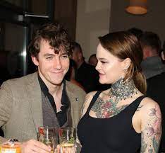 Maybe you would like to learn more about one of these? Monika Miller Rozstala Sie Z Partnerem Byli Nawet Zareczeni Wnuczka Bylego Premiera Gorzko Komentuje