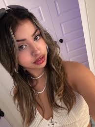 Hi all Posting again now that I have better pictures. Fully furnished rooms  available in James island close to downtown. Short term rental! The master  is available for January/February. Second bedroom is