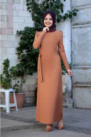Sezen Elbise Karamel Elbise Kiyafet Mankenler
