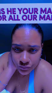 Nikki Collins's Instagram, Twitter & Facebook