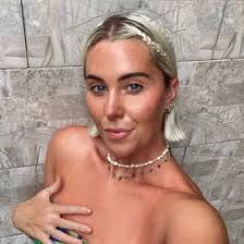 Gemma Booth (gemmabooth14)