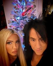 Brian Brassfield's Instagram, Twitter & Facebook