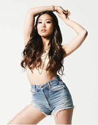 Nicole Kang 