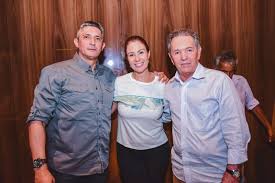 No o antagonista você fica informado sobre carla zambelli. Coco Bambu Do Iguatemi Fortaleza Serve De Cenario Do Aniversario Do Coronel Aginaldo Oliveira Portal In Pompeu Vasconcelos Balada In