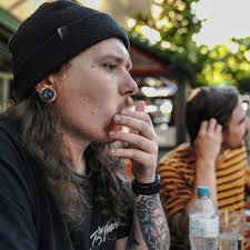 Can a modified Crisis Commander pass as an Enforcer Commander?