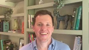 Fern Gooding's Instagram, Twitter & Facebook