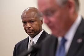 Former St. Louis police chief resigns as Nixon's public safety chief after  six months