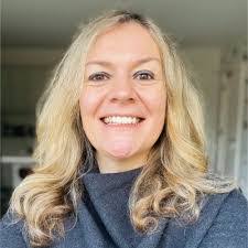 Valerie Rainey's Instagram, Twitter & Facebook