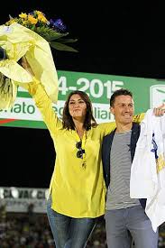 Isoardi received his phd in political science from ucla, and is currently an adjunct professor at antioch university, and an independent researcher/writer. Elisa Isoardi Wikipedia