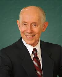 Douglas Winslow's Instagram, Twitter & Facebook