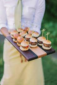 63 Awesome To Serve Burgers At Your Wedding Mini Burgers Wedding Food Wedding Canapes