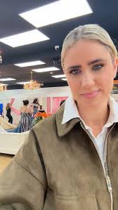 LA TIENDA DE QUINCEAÑERAS DE MIAMI MI QUINCEAÑERA ES AQUÍ…