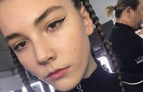 East2west news the tragic teen was on a three month assignment in china without her mother. Chinese Modeling Agency Denies Overwork Led To 14 Year Old S Death Wwd