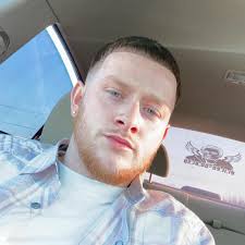 The Steelers are the current betting favorites to acquire Jets' QB Aaron  Rodgers, per @draftkings. Rodgers, 41, will be seeking a new team if he  returns for the 2025 season, and Pittsburgh