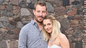 Und nach der traumhochzeit 2018 steht für das paar nun das nächste große abenteuer bevor: Bauer Sucht Frau Anna Heiser Bauer Gerald Entzucken Mit Sussen Parchen Bildern