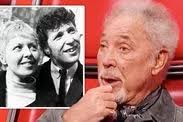 Sir Tom Jones distracts The Voice viewers with striking appearance 'Bobby  dazzler'