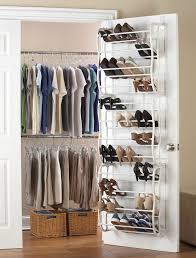 Kleiderschrank Organisieren Platzsparend Einraumen Tipps Schuhregal Design Schrank Schuhablage Kleiderschrank Platzsparend Diy Schuhaufbewahrung
