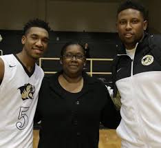 He has gained a huge fan following over different social media platforms. Malik Monk S Mother Jacaynlene Monk Bio Wiki