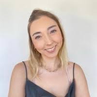 Francisca Becker's Instagram, Twitter & Facebook