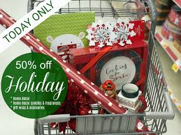 Shop the allmodern decor closeout for the best deals on furniture, décor, kitchen essentials, and so much more. Kroger 50 Holiday Flash Sale Save On Home Decor Candles Gift Wrap And More Kroger Krazy