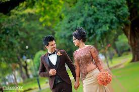 Ishara And Anura 1st Wedding Anniversary Max Lanka Wedding Anniversary 1st Wedding Anniversary Wedding