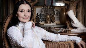 La ballerina carla fracci è morta a 84 anni: Oilompeo7yetgm