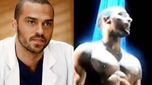 Jesse William, de 'Greys Anatomy' aparece nu em espetáculo da Brodway