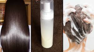 How to use homemade dry shampoo + video apply to dry hair with an old makeup brush so it disperses lightly and evenly throughout. Diy Shampoo For Silky Shiny Straight Hair Natural Homemade Shampoo For Dry Damaged Frizzy Hair Youtube