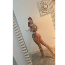 TW Pornstars - Chantelle Connelly. Twitter. If youre talking behind my  back. Youre in the perfect. 5:15 PM - 1 Apr 2021