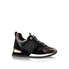 Black And White Louis Vuitton Shoes Les Collections De Louis Vuitton Sneaker Run Away Louis Vuitton Shoes Sneakers Louis Vuitton Sneakers Trending Shoes
