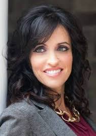 Melissa Fenton's Instagram, Twitter & Facebook