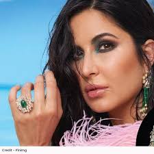 Add a Dash of Glamour to Your Look Katrina Kaif's Signature Jewellery –  GIVA Jewellery