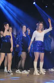 Disco 🥳 in dieses Welt entführten uns die Große Garde mit ihren Showtanz