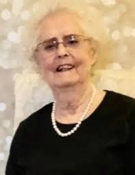 Sarah Lucille's Instagram, Twitter & Facebook