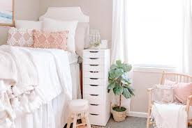 Bohemian style is anything but simple, although to many people it seems chaotic how to decorate your home in a trendy boho chic? Boho Chic Dorm Room Decorating Hacks Hgtv