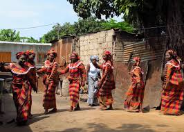 Mariza (nome artístico de marisa dos reis nunes comih, lourenço marques, 16 de dezembro de 1973), é uma cantora portuguesa. Guia Musical De Mocambique O Ritmo Que Arrebenta