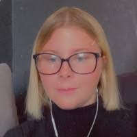 Daisy Behm's Instagram, Twitter & Facebook