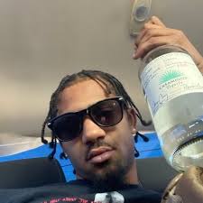 Alex Mayfield (@TheAlexMayfield)