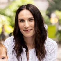 Carly Roth's Instagram, Twitter & Facebook