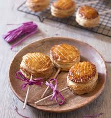 Pie Pops Aux Pommes Mini Galettes Des Rois Recette Galette Des Rois Delicieux Desserts Galette