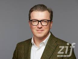 Dr. Stephan Bauer (en)