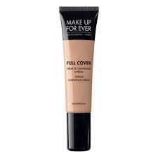 acne s with foundation and concealer