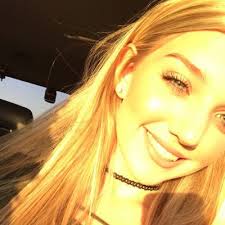 Madelyn Mae Tucker (@MadelynMaeTuck2)