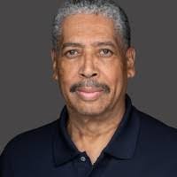 Earl Shank's Instagram, Twitter & Facebook