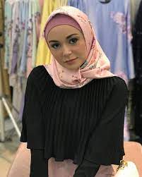 Pelakon, model dan pendandan rambut. Biodata Sarah Hildebrand Pelakon Drama Pujaan Hati Kanda