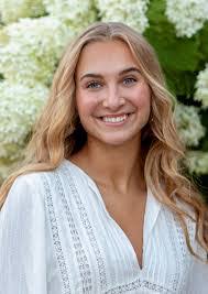 Maria Saulsbury's Instagram, Twitter & Facebook