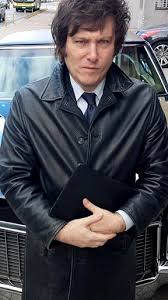 Javier milei adquirió mucho protagonismo en los medios desde su incursión en intratables donde lo llevaban por ser un tipo raro y bardero. Download Javier Milei Viva La Libertad Carajo Free For Android Javier Milei Viva La Libertad Carajo Apk Download Steprimo Com