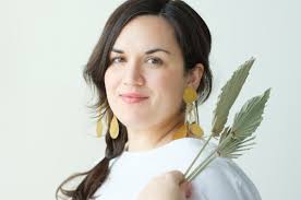 Ep 22. Lindsay Mack: Authenticity & Entrepreneurship