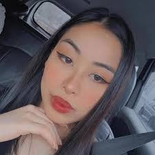 Sara Higa's Instagram, Twitter & Facebook